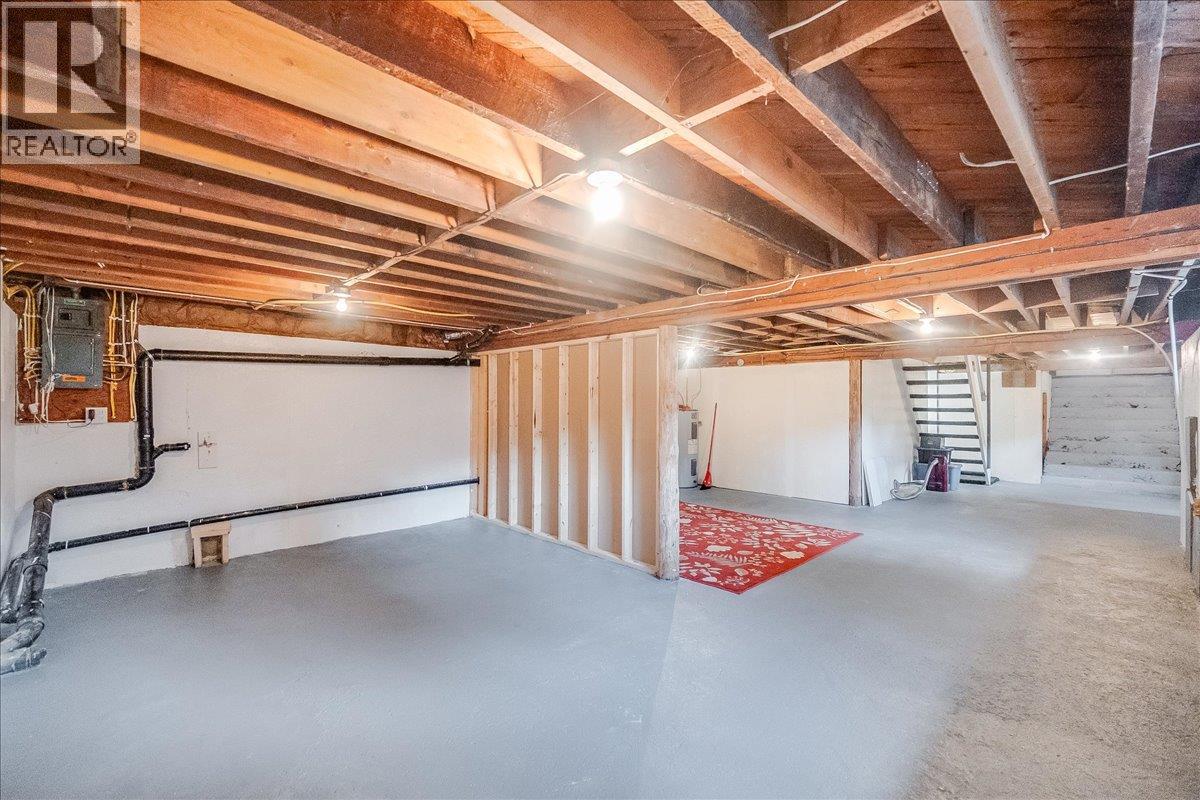1918 Main Street, Fruitvale, British Columbia  V0G 1L0 - Photo 39 - 10360648