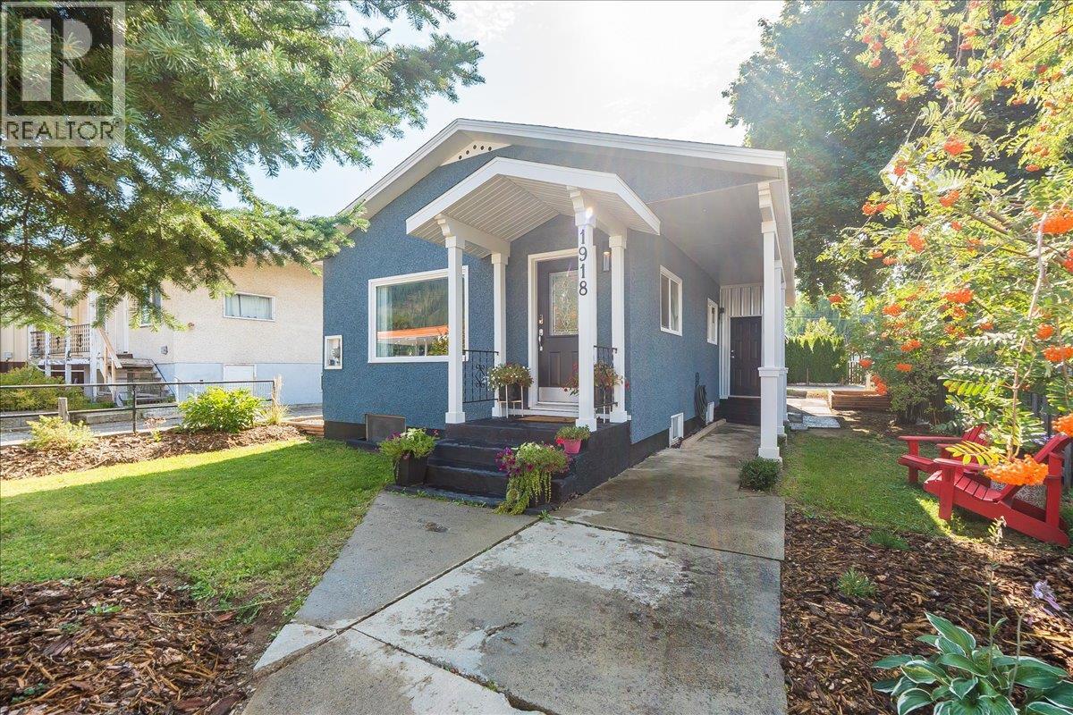 1918 Main Street, Fruitvale, British Columbia  V0G 1L0 - Photo 2 - 10360648