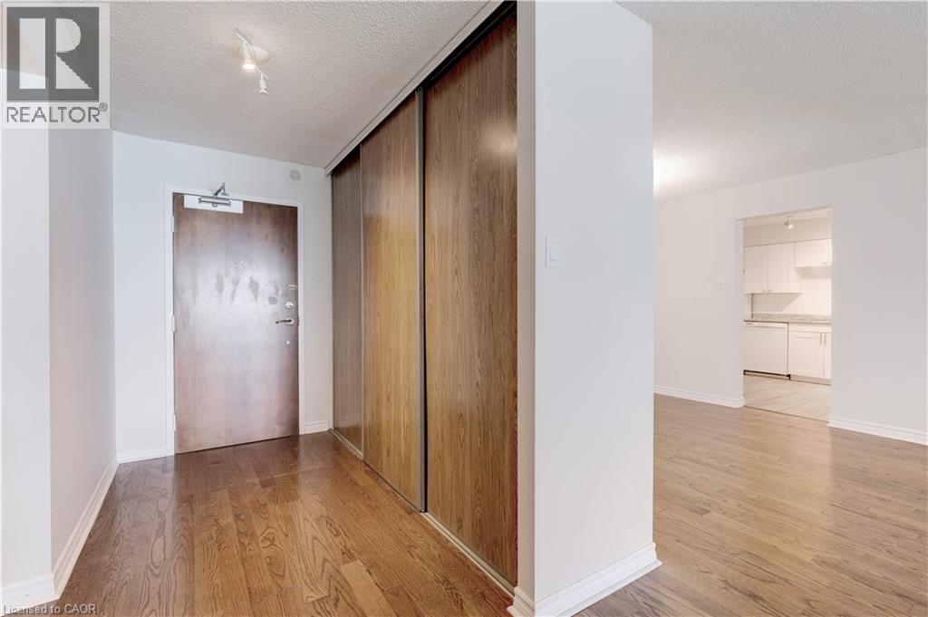 5280 Lakeshore Road Unit# 205, Burlington, Ontario  L7L 5R1 - Photo 8 - 40751420