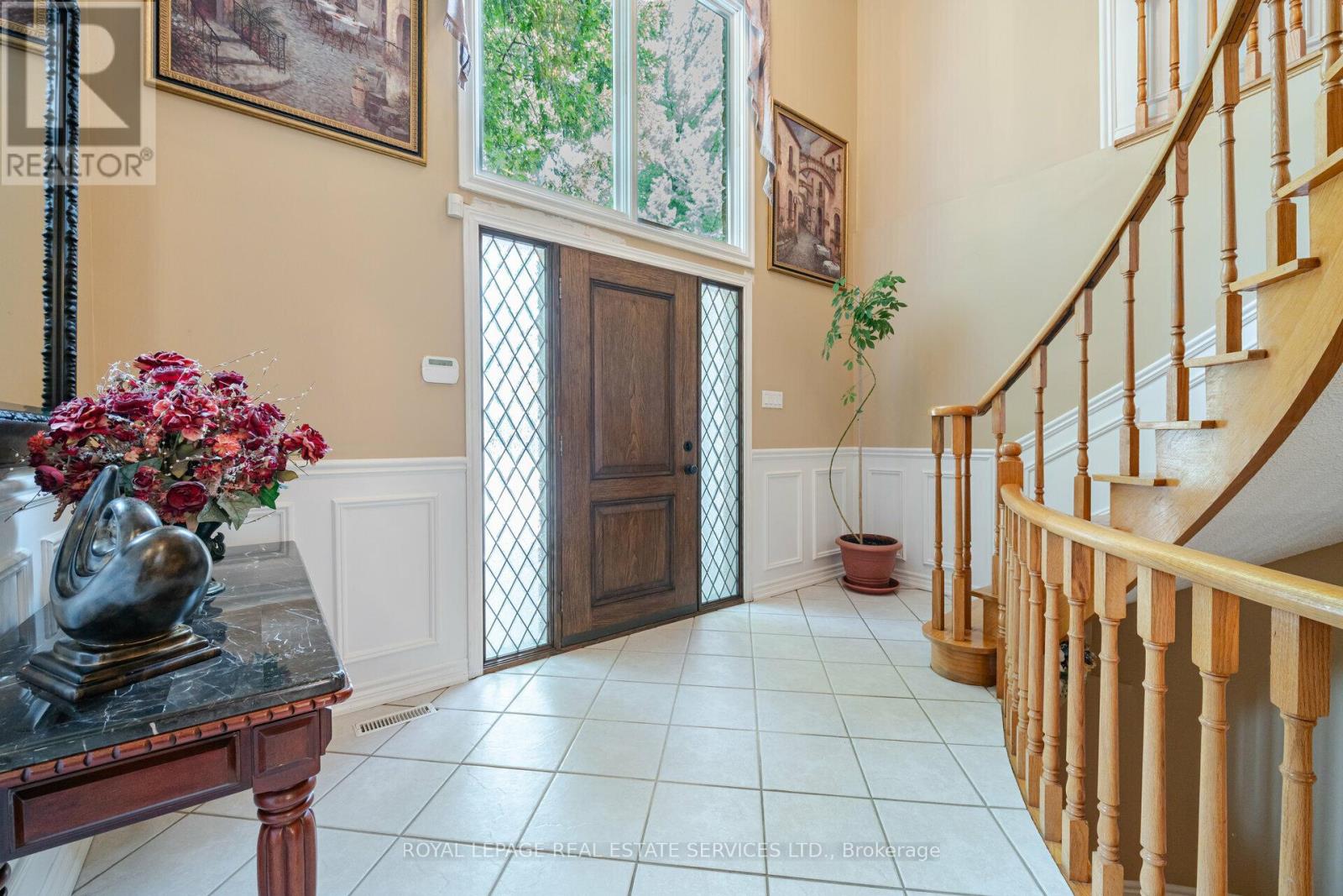 2130 Autumn Breeze Drive N, Mississauga, Ontario  L5B 1R4 - Photo 16 - W12369907