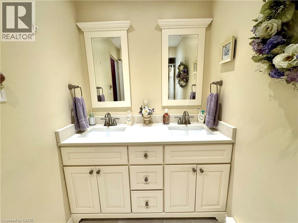 5250 Lakeshore Road Unit# 1708, Burlington, Ontario  L7L 5L2 - Photo 33 - 40764095