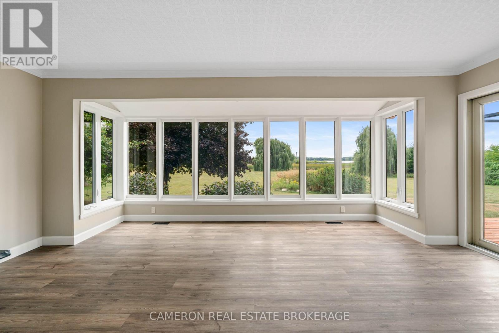 15474 Manning Road, South Stormont, Ontario  K0C 1M0 - Photo 9 - X12368966