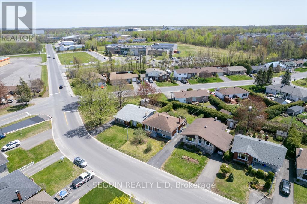 740 Cecile Boulevard, Hawkesbury, Ontario  K6A 1P3 - Photo 4 - X12370109