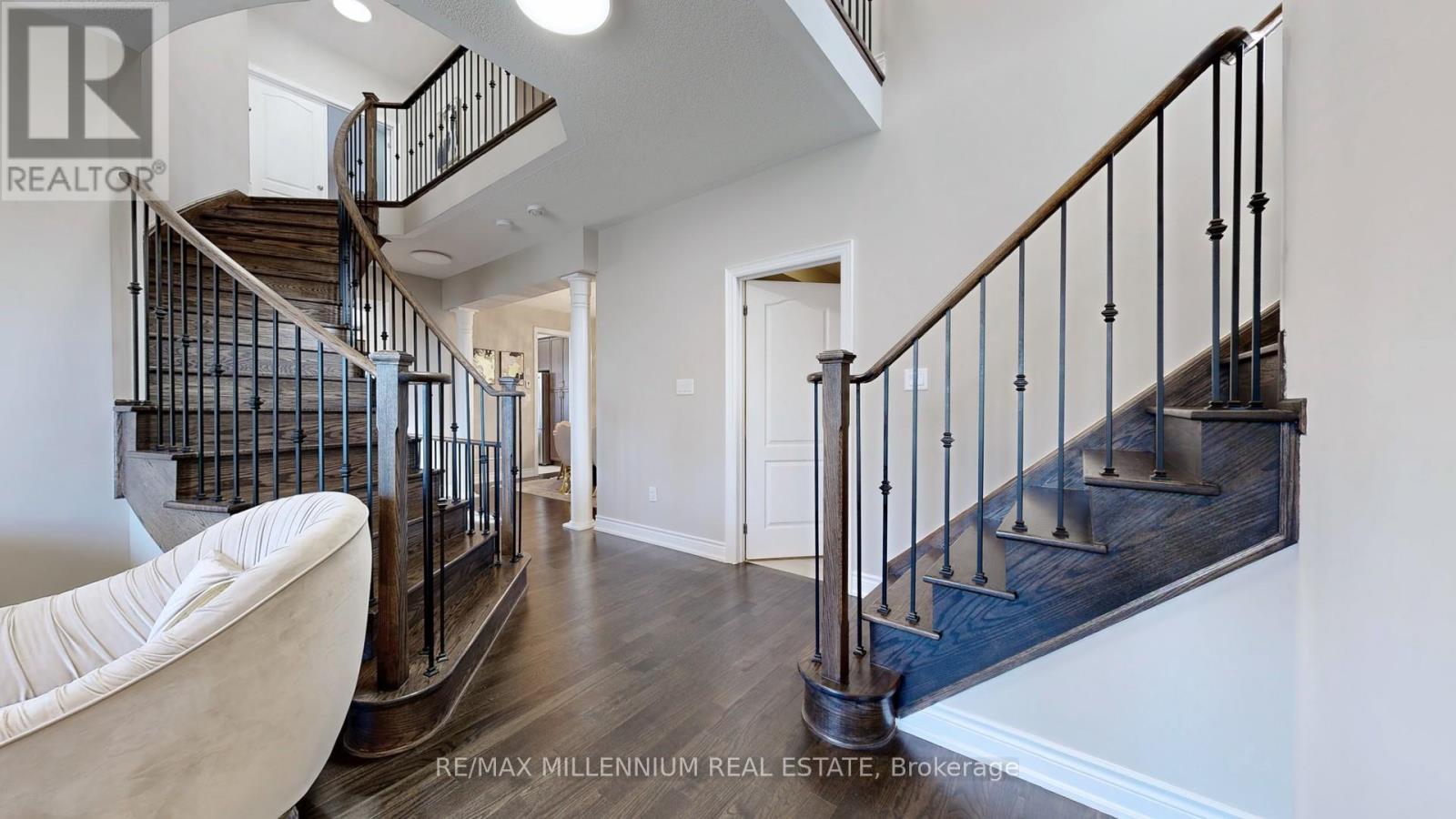 845 Langford Boulevard, Bradford West Gwillimbury, Ontario L3Z 4J2 - Photo 26 - N12366357