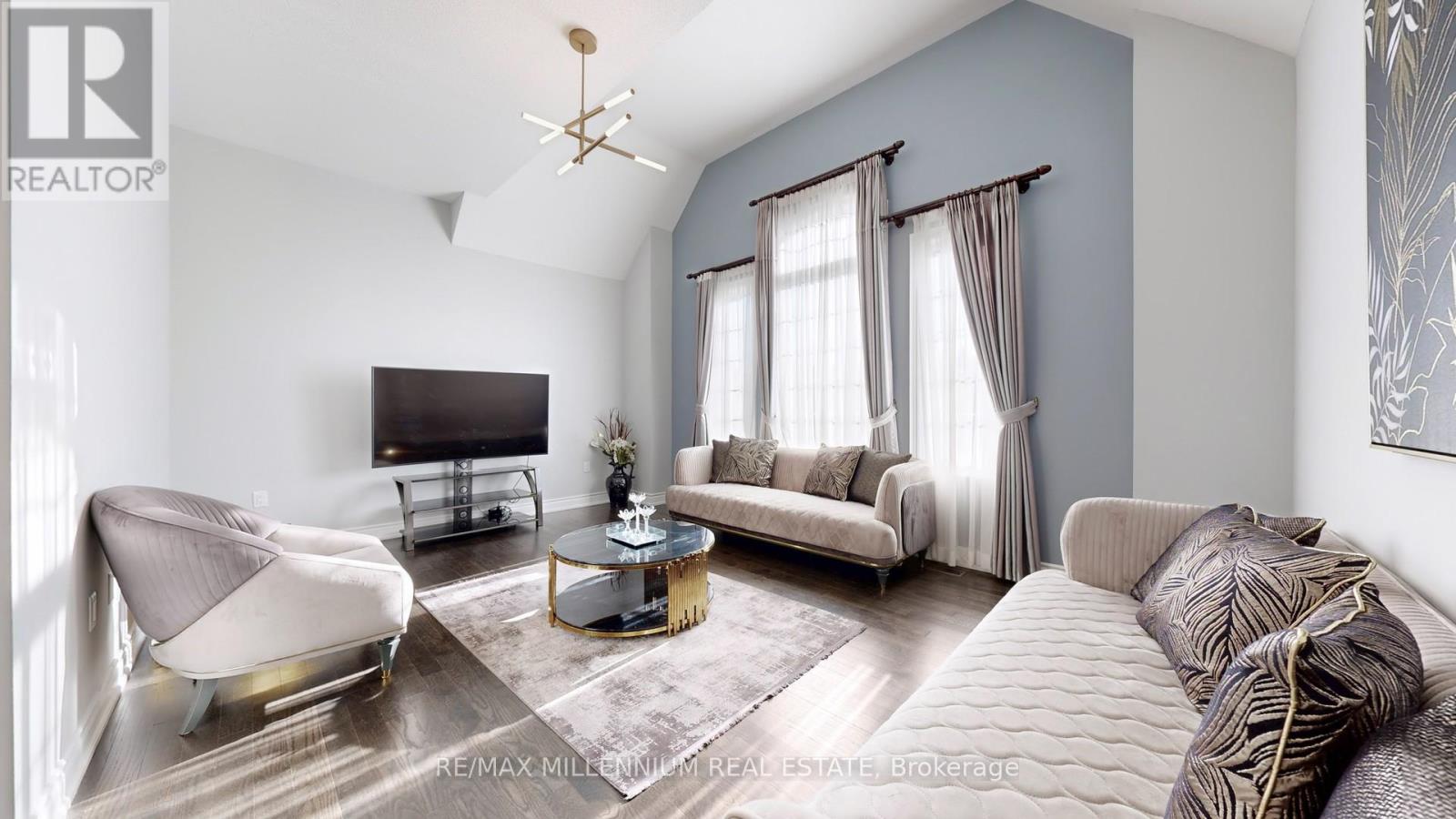 845 Langford Boulevard, Bradford West Gwillimbury, Ontario L3Z 4J2 - Photo 30 - N12366357