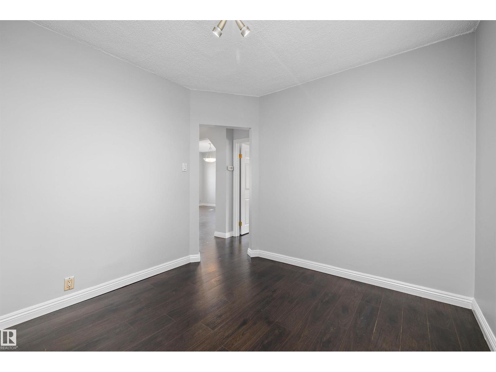 8020 115 Av Nw, Edmonton, Alberta  T5B 0L1 - Photo 23 - E4455109