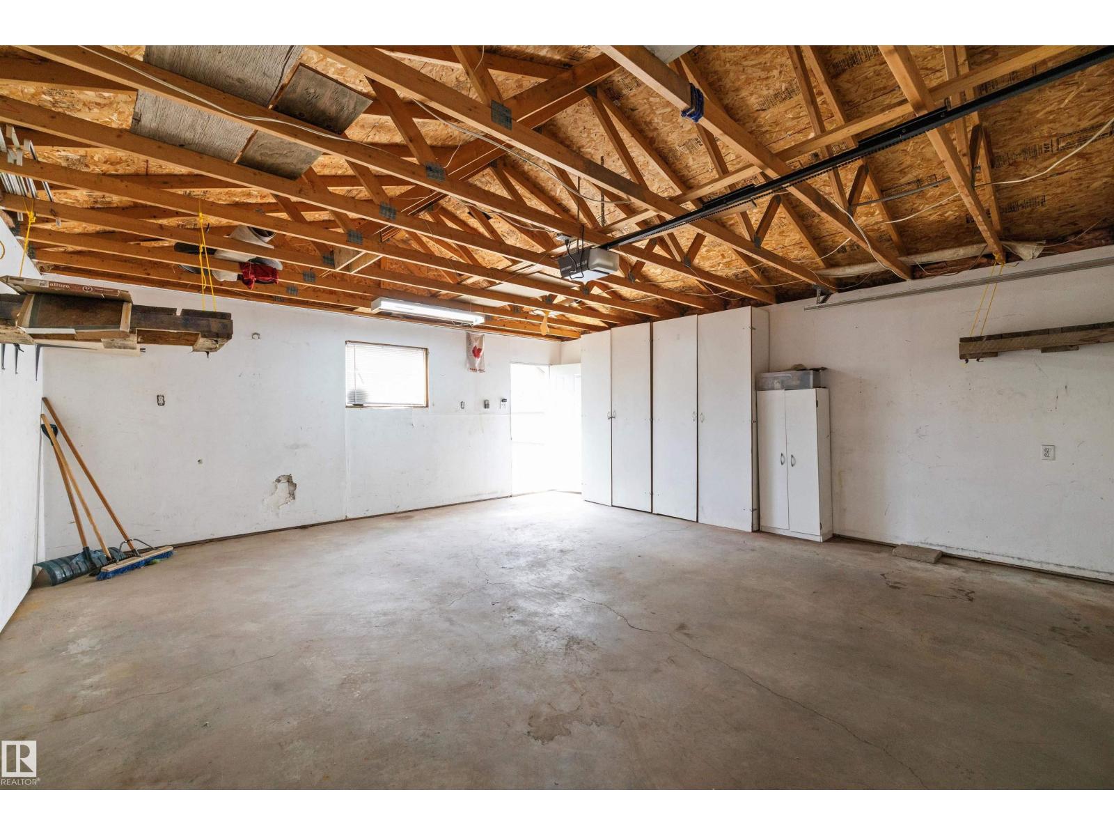 8020 115 Av Nw, Edmonton, Alberta  T5B 0L1 - Photo 44 - E4455109