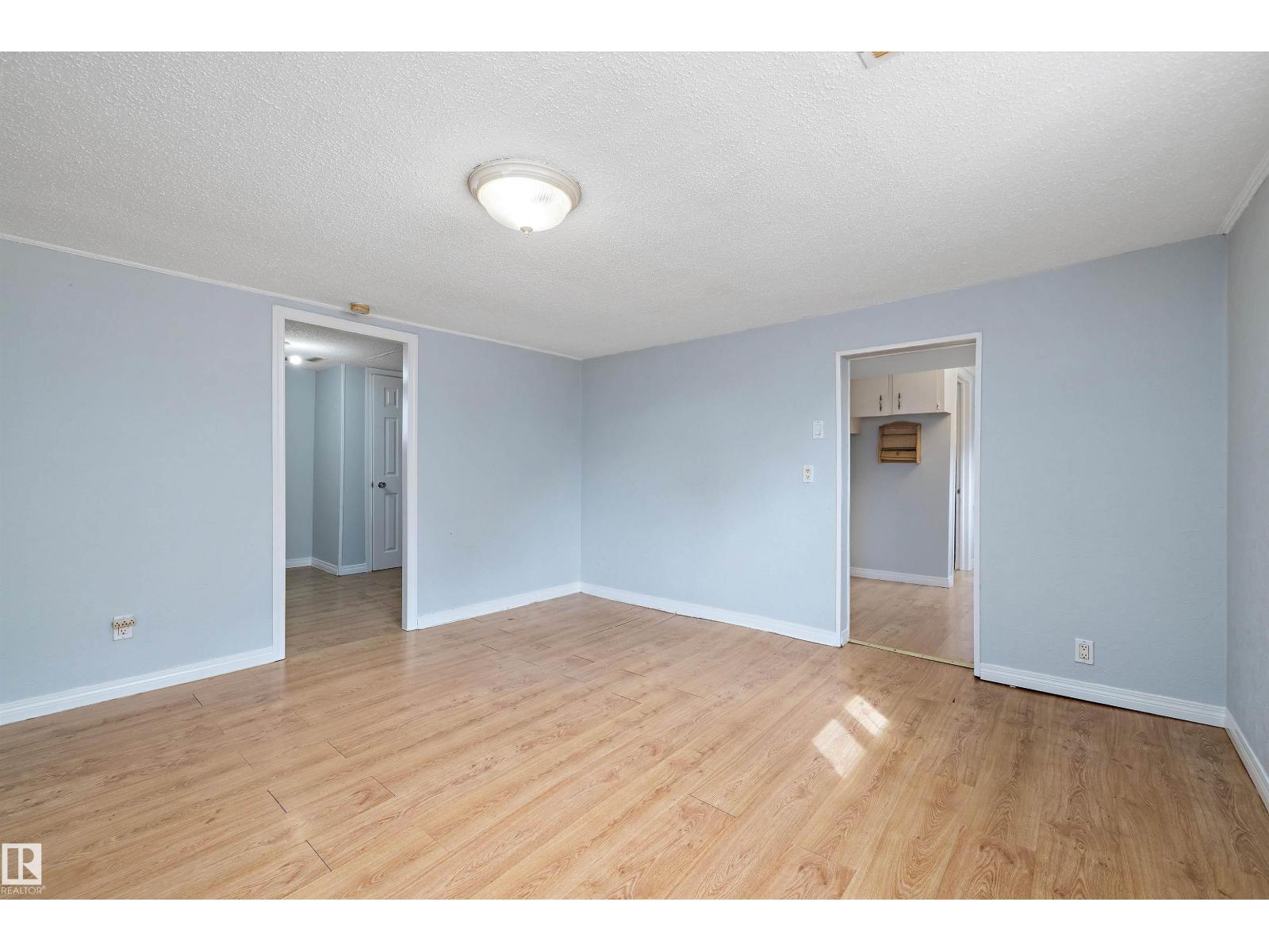 8020 115 Av Nw, Edmonton, Alberta  T5B 0L1 - Photo 31 - E4455109