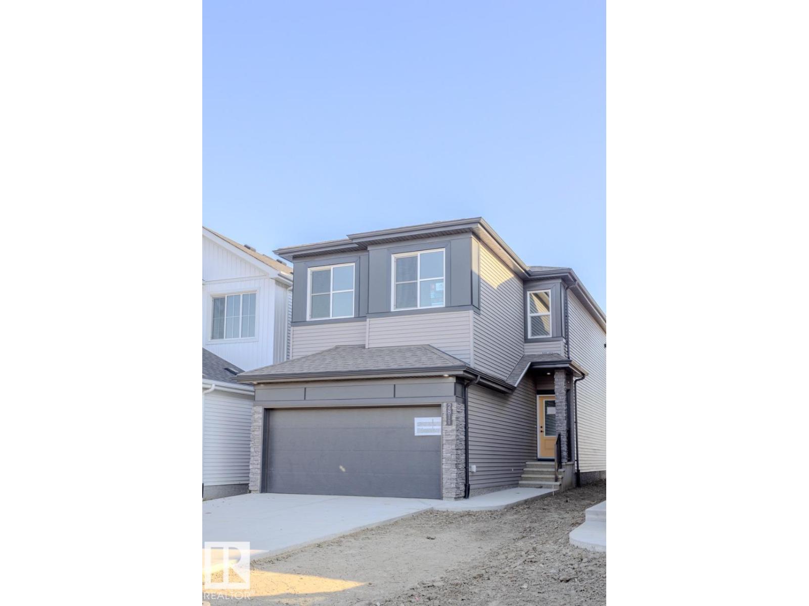 Property at 2811 5 AV SW image 4