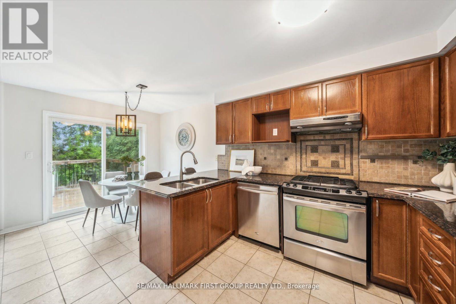 67 Tallships Drive, Whitby, Ontario  L1N 9X7 - Photo 10 - E12370206