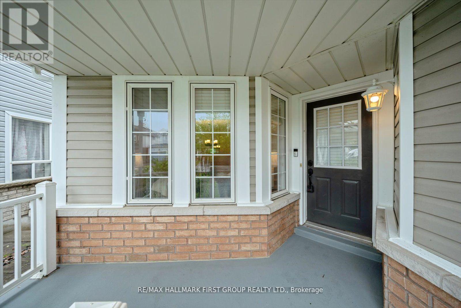 67 Tallships Drive, Whitby, Ontario  L1N 9X7 - Photo 4 - E12370206
