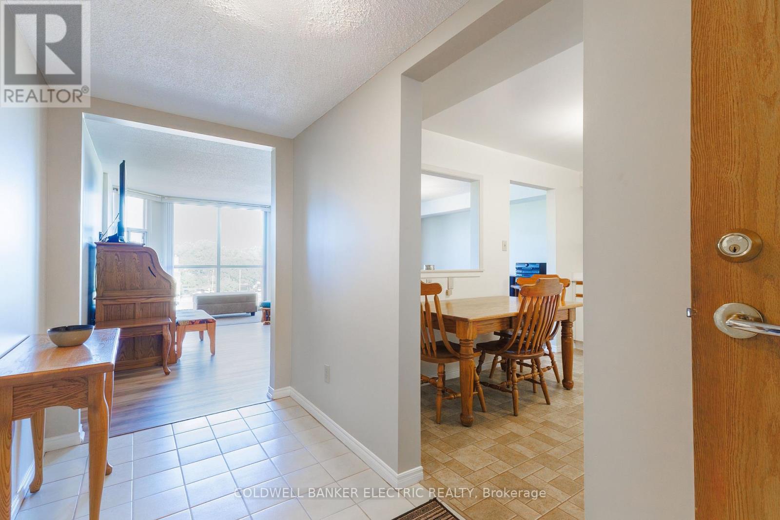 404 - 1 Queen Street, Cobourg, Ontario  K9A 1M8 - Photo 9 - X12370200