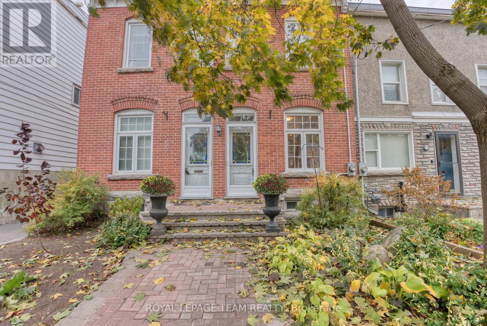 87 GUIGUES AVENUE, Ottawa, Ontario