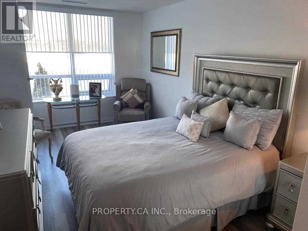109 - 40 Via Rosedale Road, Brampton, Ontario  L6R 4A4 - Photo 5 - W12370116