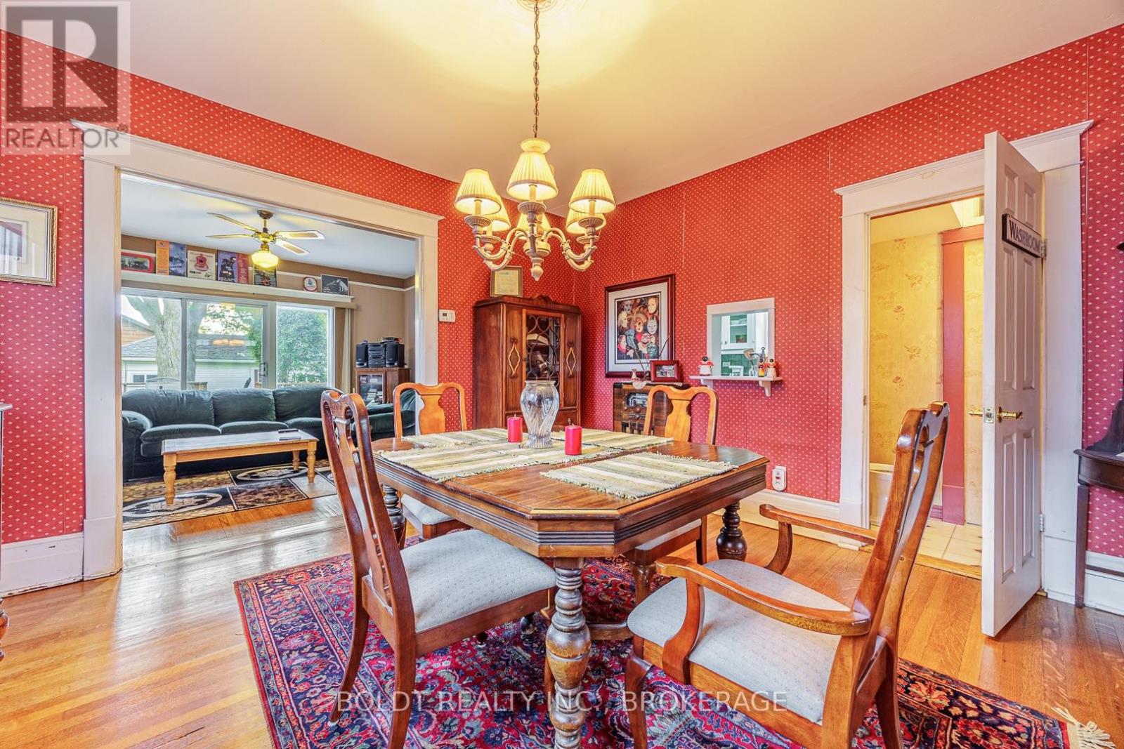 61 Welland Street S, Thorold (Thorold Downtown), Ontario  L2V 2B7 - Photo 14 - X12370169