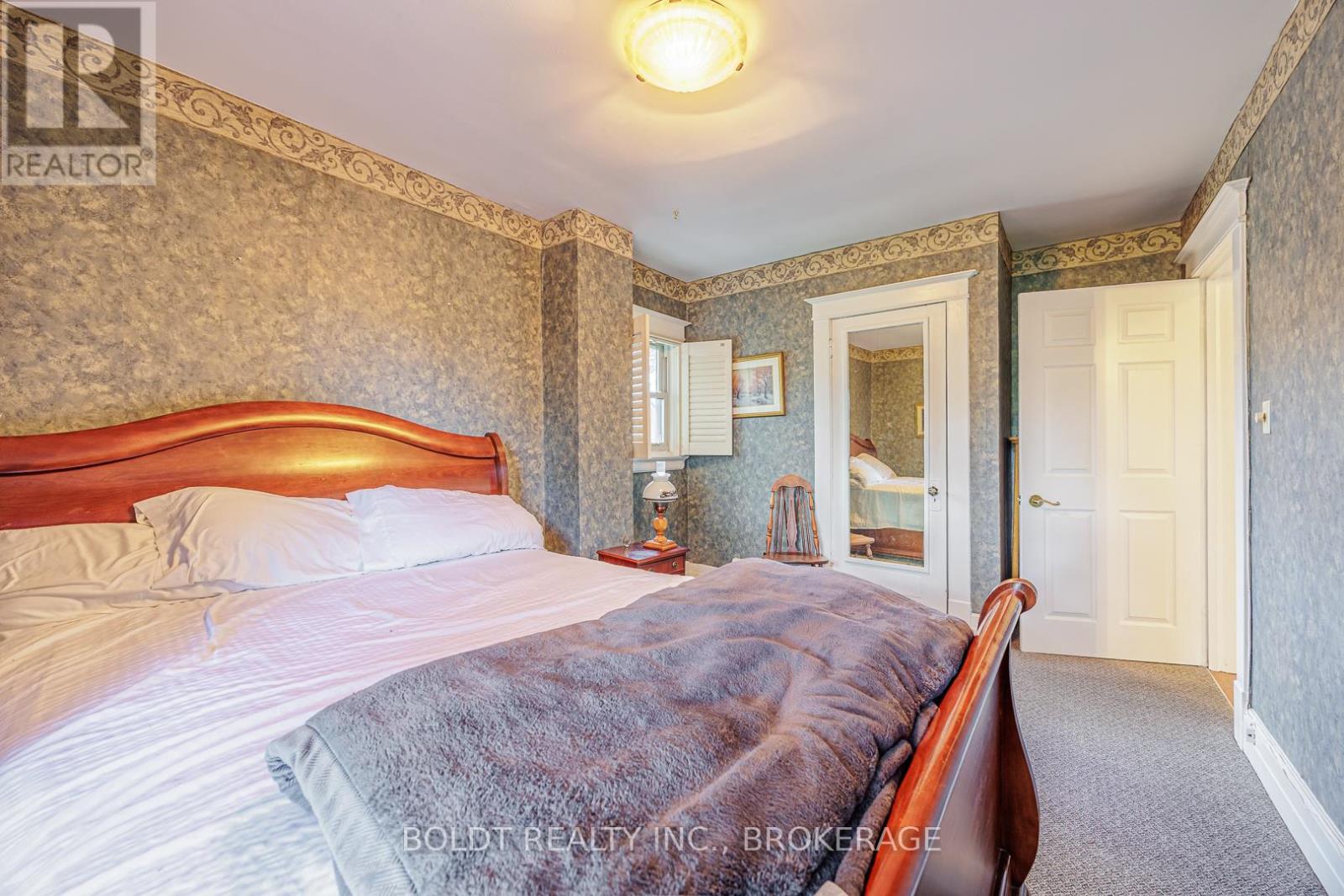 61 Welland Street S, Thorold (Thorold Downtown), Ontario  L2V 2B7 - Photo 22 - X12370169