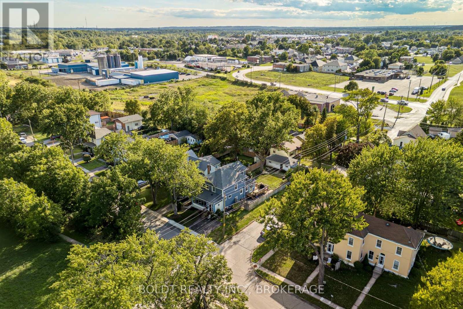 61 Welland Street S, Thorold (Thorold Downtown), Ontario  L2V 2B7 - Photo 34 - X12370169