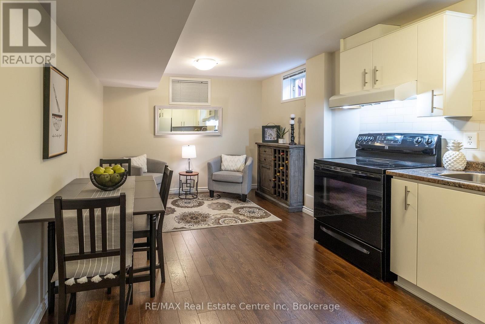 31 Bushmills Crescent, Guelph, Ontario N1K 1T6 - Photo 29 - X12370208