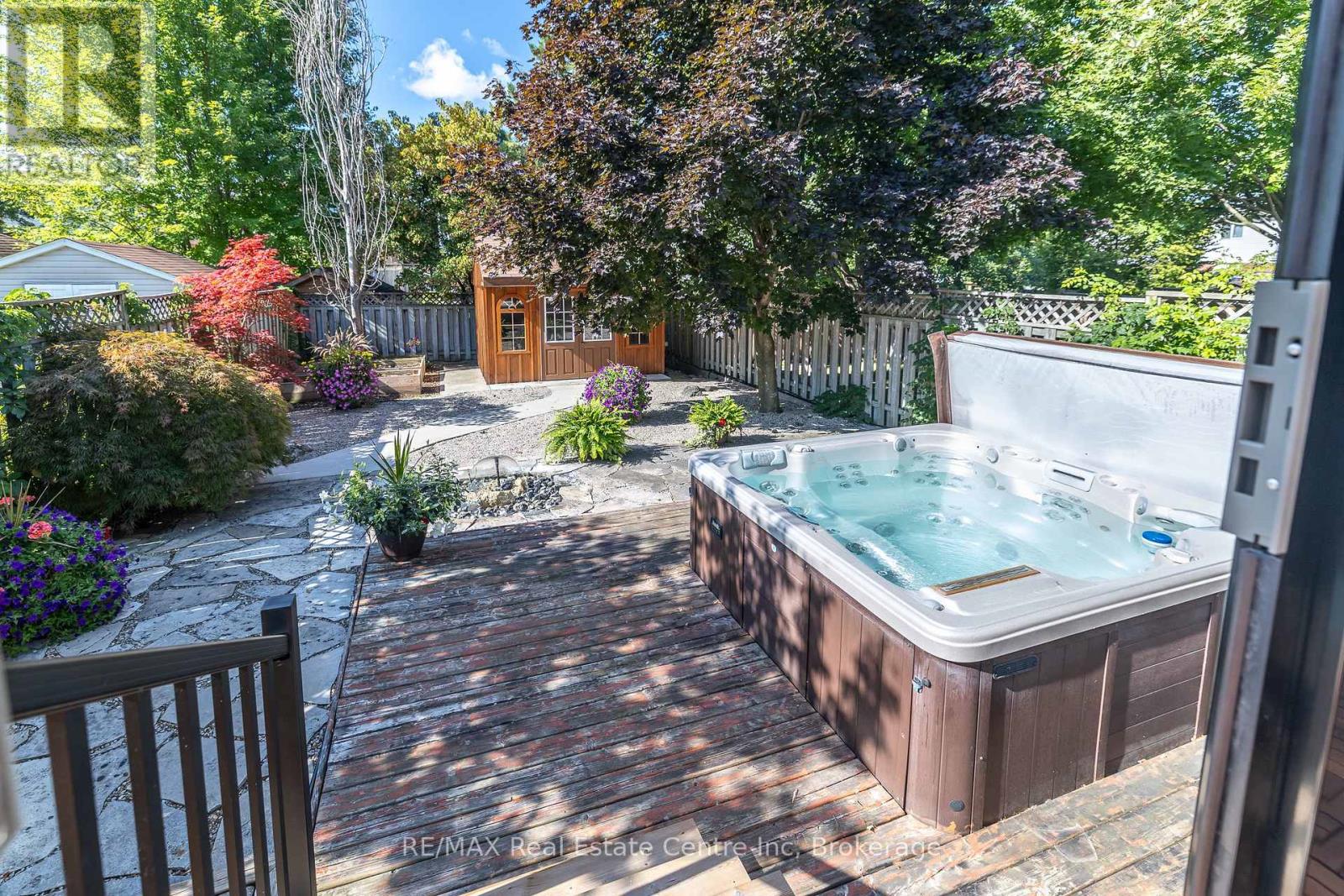 31 Bushmills Crescent, Guelph, Ontario N1K 1T6 - Photo 36 - X12370208