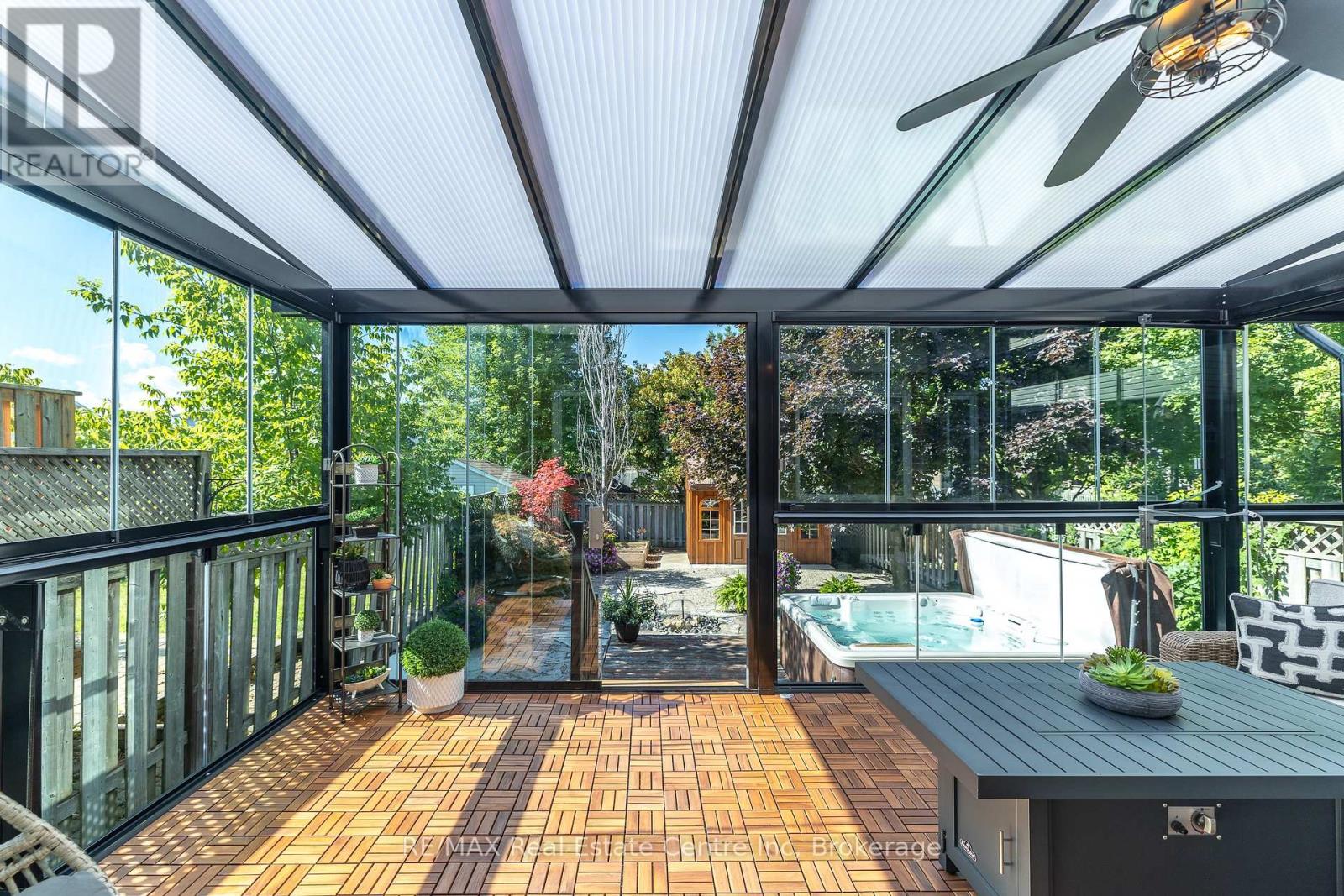 31 Bushmills Crescent, Guelph, Ontario N1K 1T6 - Photo 40 - X12370208