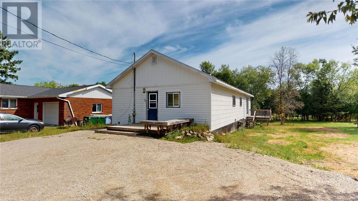 4 New Street, Gore Bay, Ontario  P0P 1H0 - Photo 1 - 2124383
