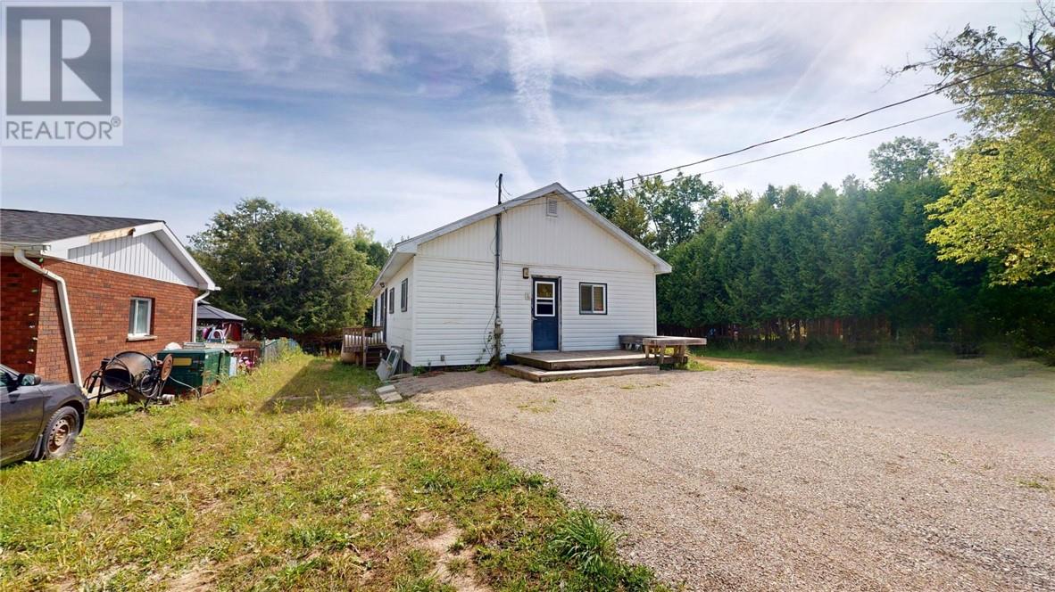 4 New Street, Gore Bay, Ontario  P0P 1H0 - Photo 2 - 2124383