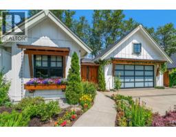 863 Claymore Cres Qualicum Beach