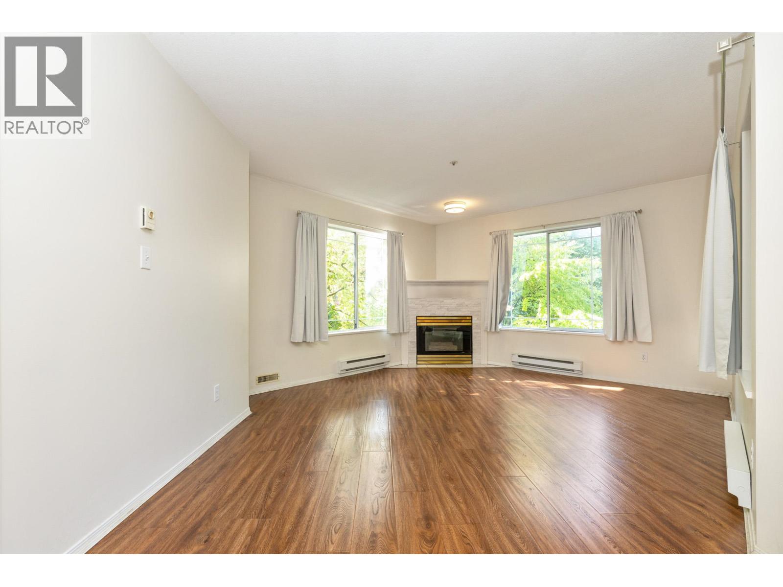 207 2380 Shaughnessy Street, Port Coquitlam, British Columbia  V3C 3E3 - Photo 3 - R3041010