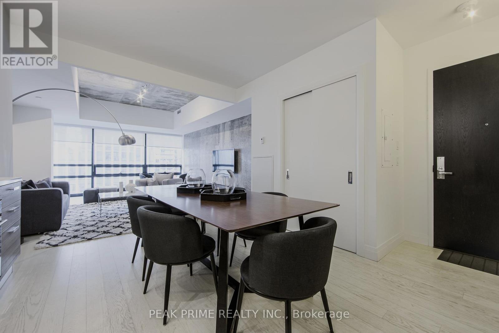 501 - 224 King Street W, Toronto, Ontario  M5V 1H8 - Photo 17 - C12370189