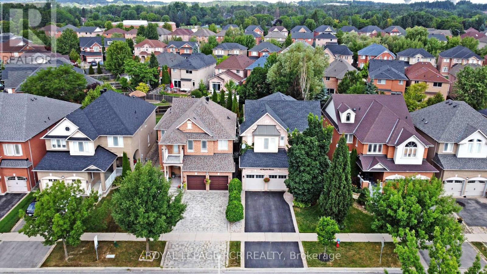 142 Regatta Avenue, Richmond Hill, Ontario  L4E 4R2 - Photo 44 - N12370259