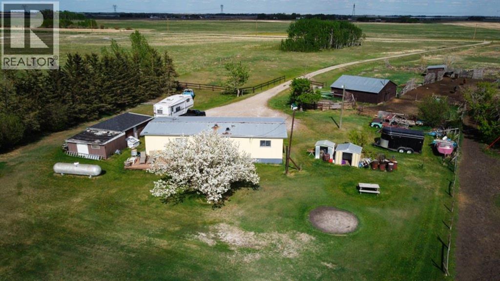 240141 Range Road 274, Rural Rocky View County, Alberta  T1X 2H9 - Photo 2 - A2203328