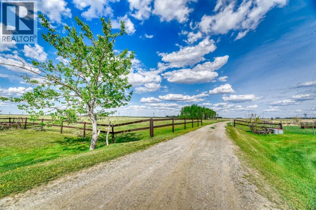 240141 Range Road 274, Rural Rocky View County, Alberta  T1X 2H9 - Photo 6 - A2203328