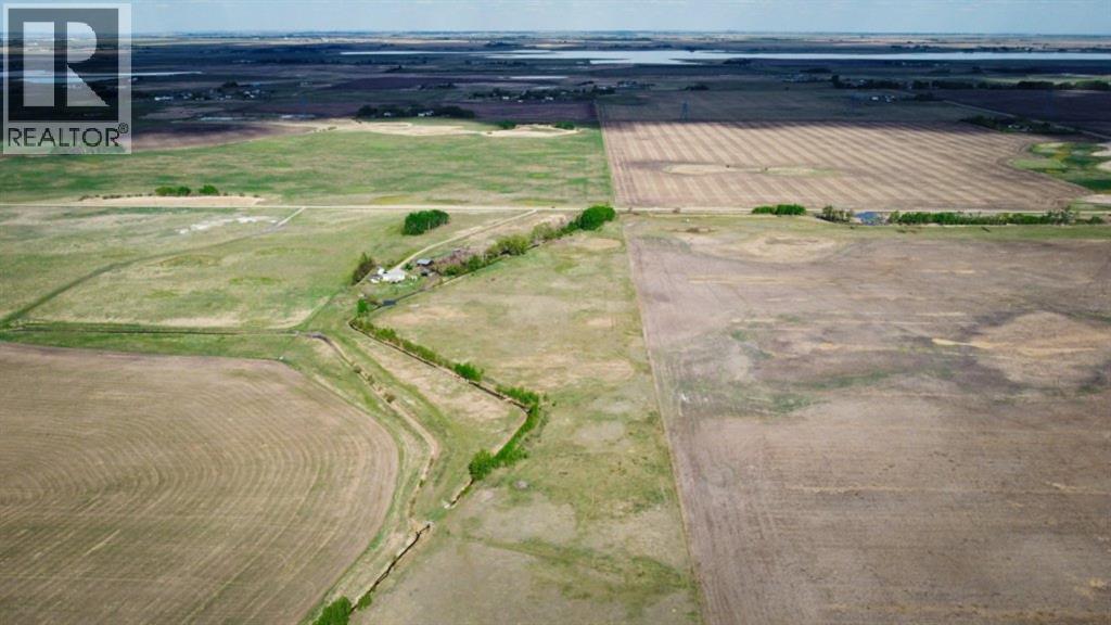 240141 Range Road 274, Rural Rocky View County, Alberta  T1X 2H9 - Photo 11 - A2203328