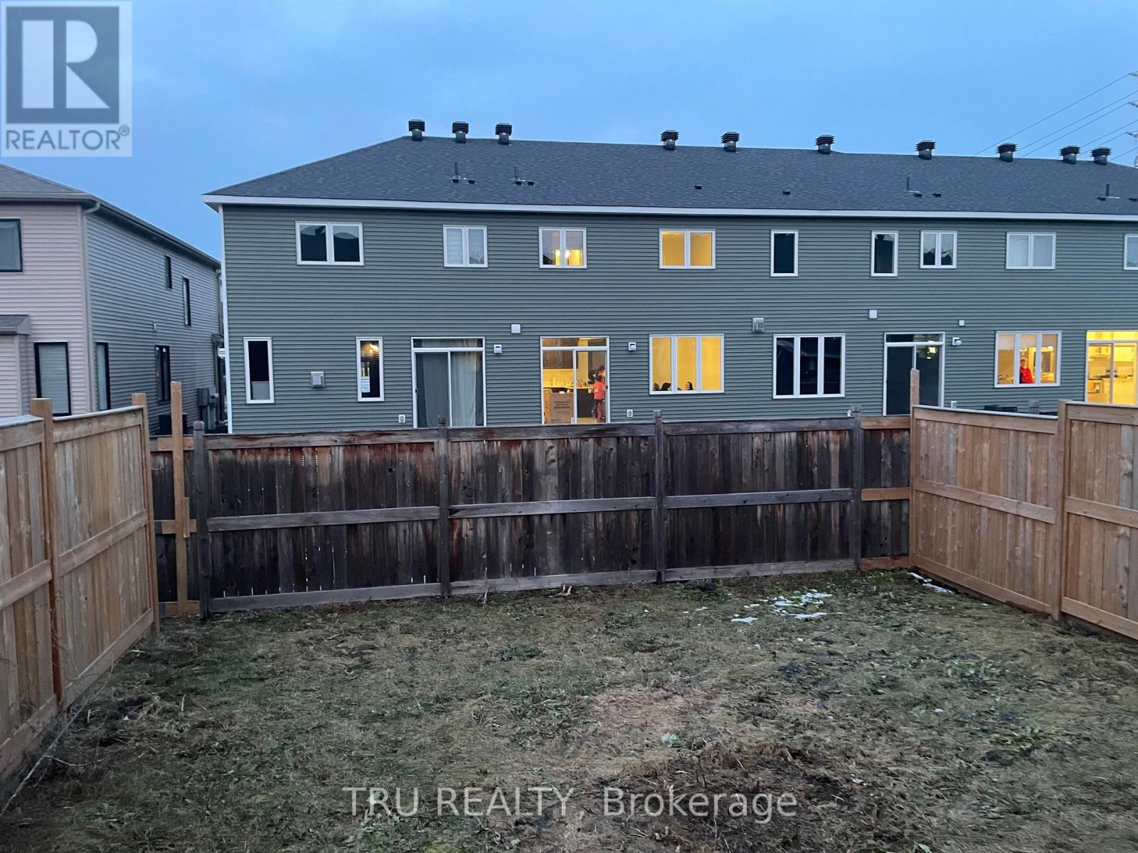 151 Pictou Crescent, Ottawa, Ontario  K2V 0R7 - Photo 23 - X12370284