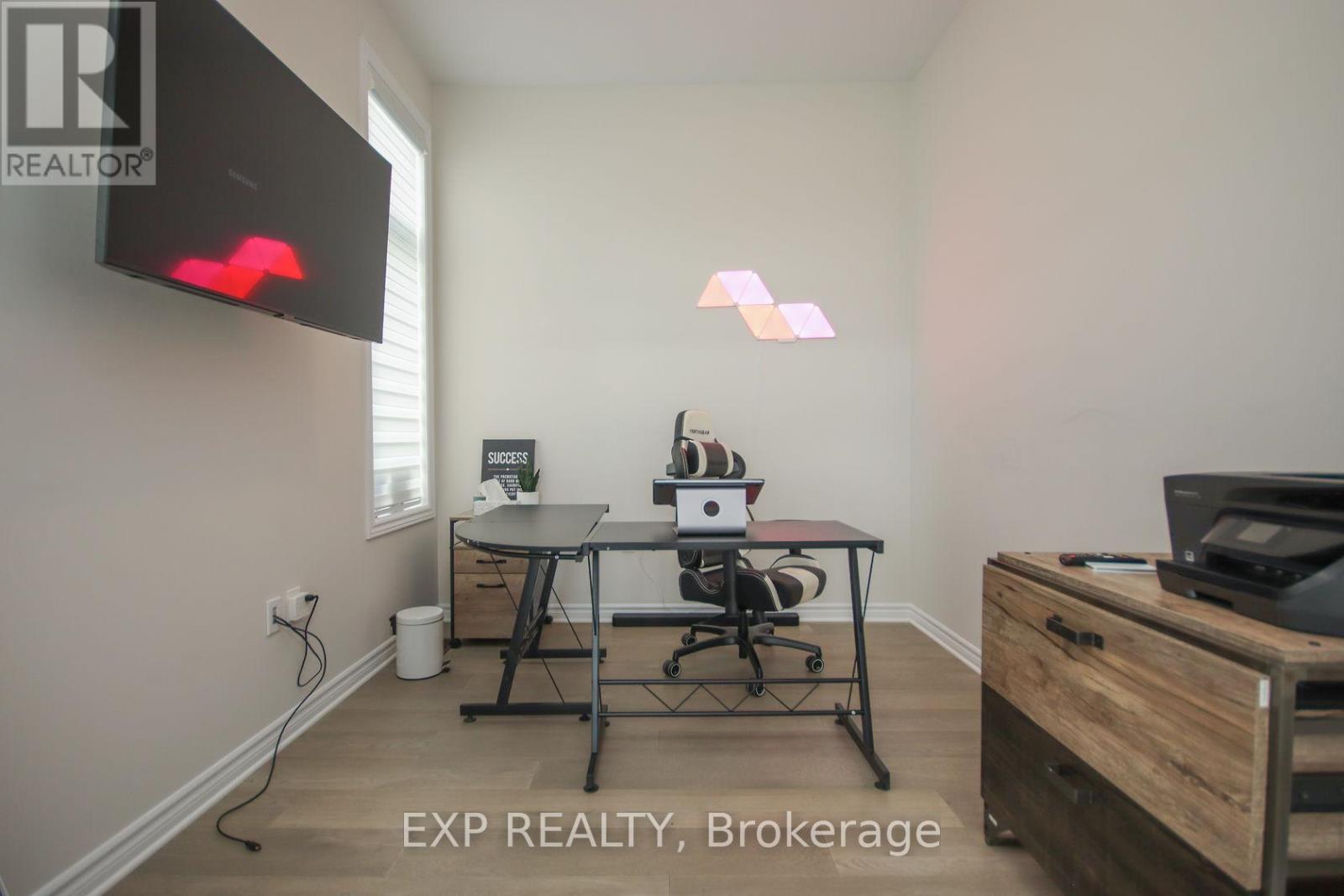 Property at 4559 KELLY FARM DRIVE image 3