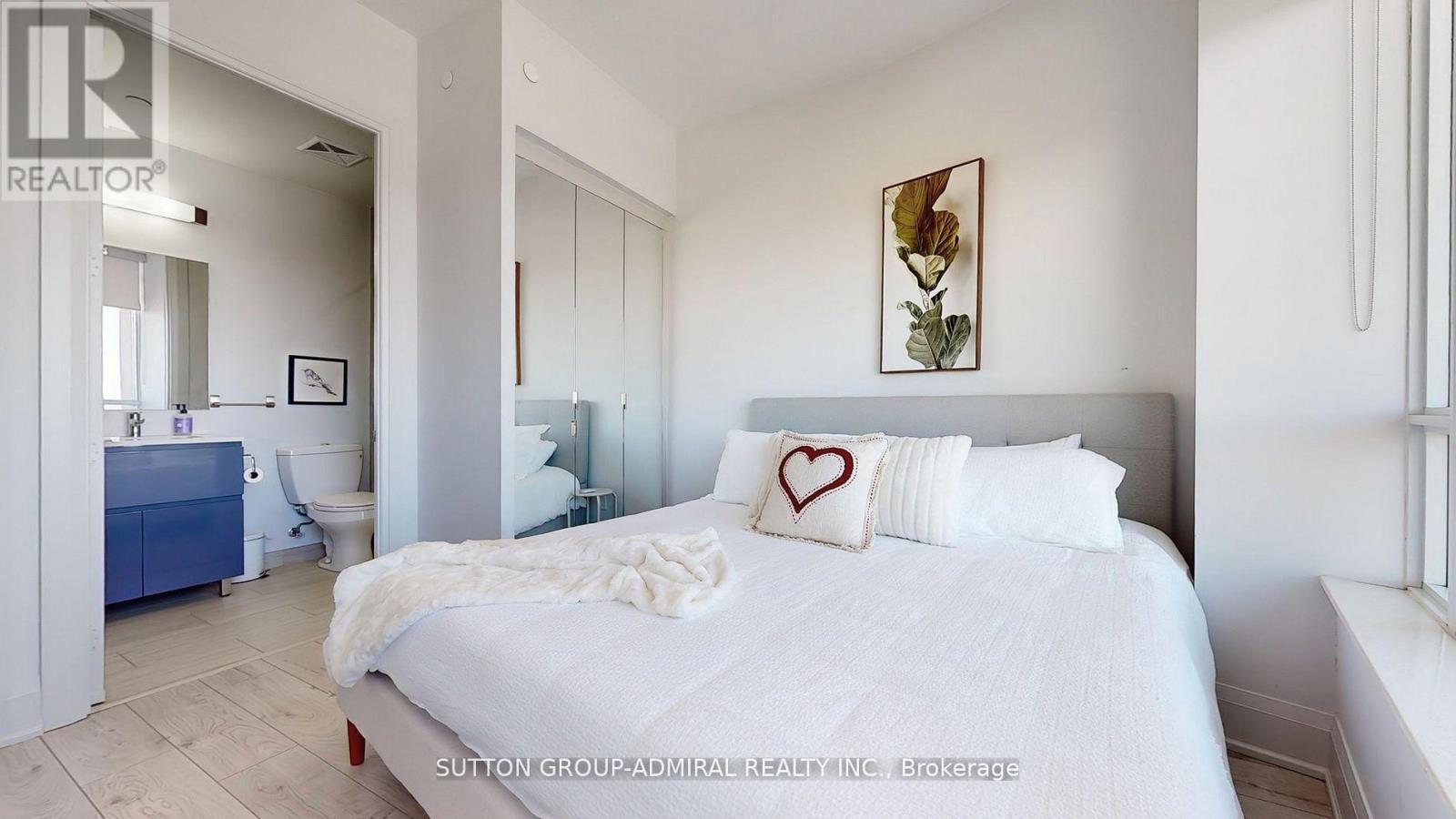 4205 - 36 Park Lawn Road, Toronto, Ontario  M8V 0E5 - Photo 17 - W12370223