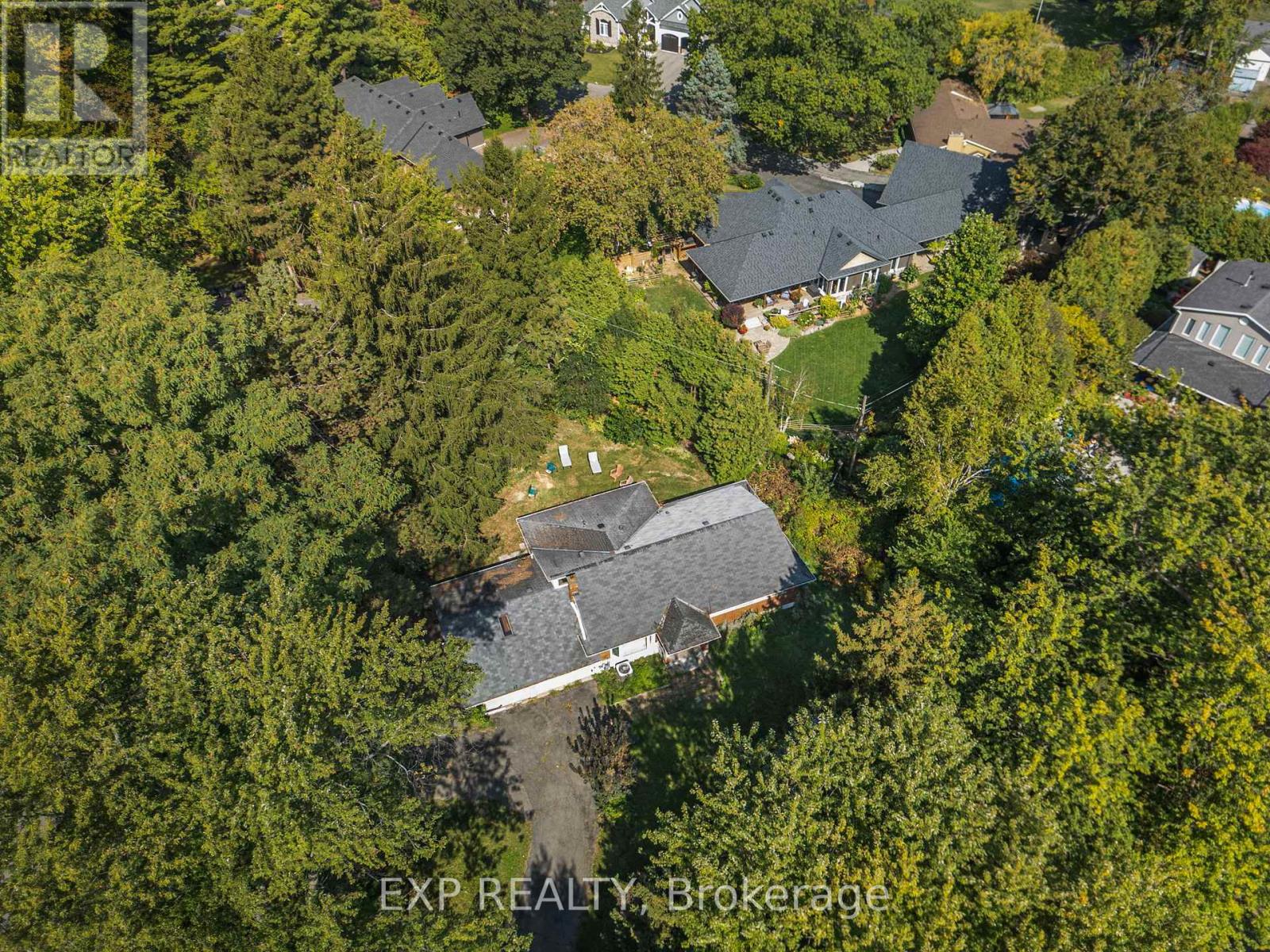 376 Philip Place, Hamilton (Ancaster), Ontario  L9G 3G8 - Photo 10 - X12370179