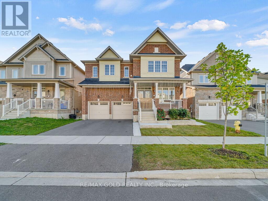 Property at 219 DOLMAN STREET image 2