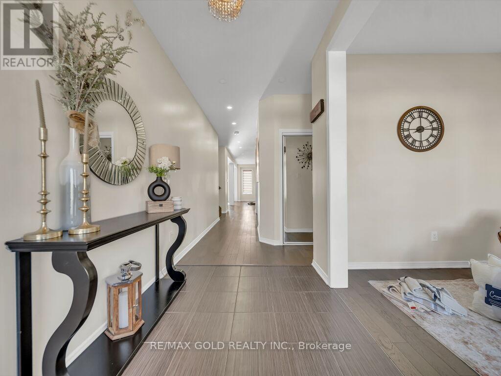 Property at 219 DOLMAN STREET image 5