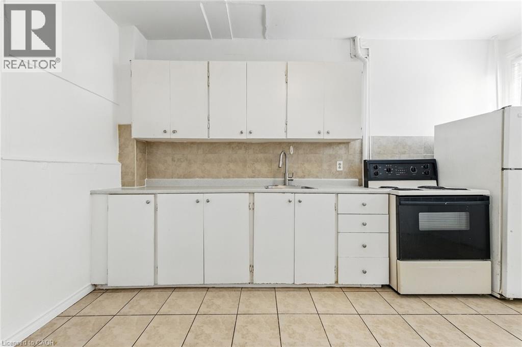 694 Wilson Street, Hamilton, Ontario  L8L 1V6 - Photo 6 - 40717367