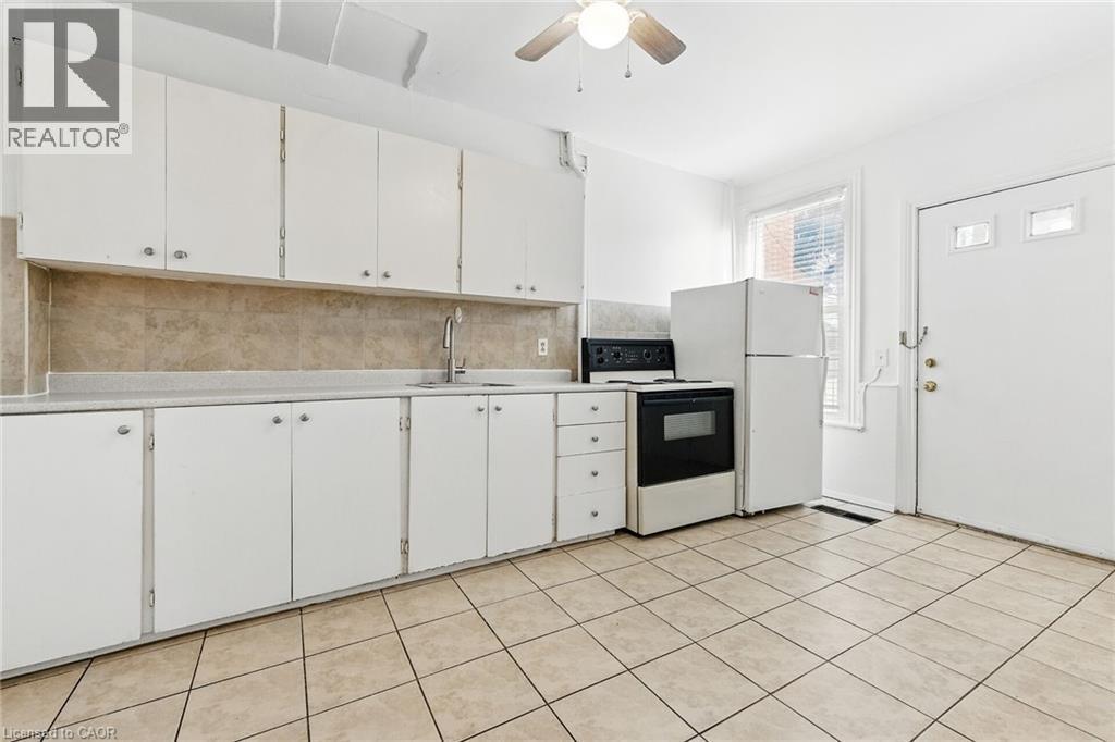 694 Wilson Street, Hamilton, Ontario  L8L 1V6 - Photo 5 - 40717367