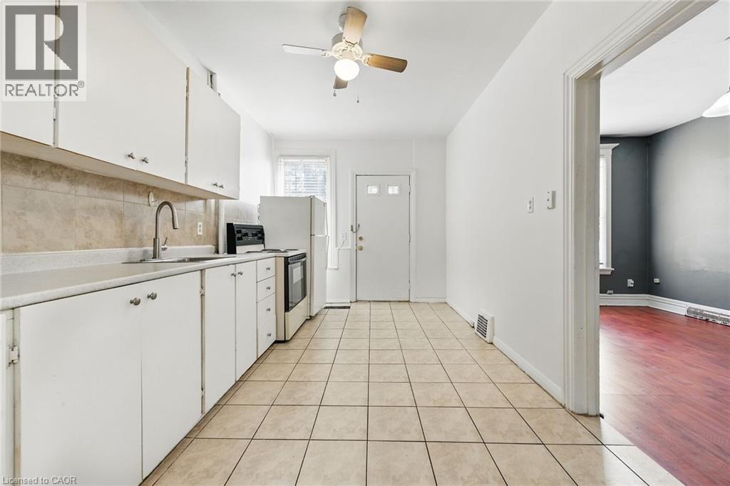 694 Wilson Street, Hamilton, Ontario  L8L 1V6 - Photo 8 - 40717367