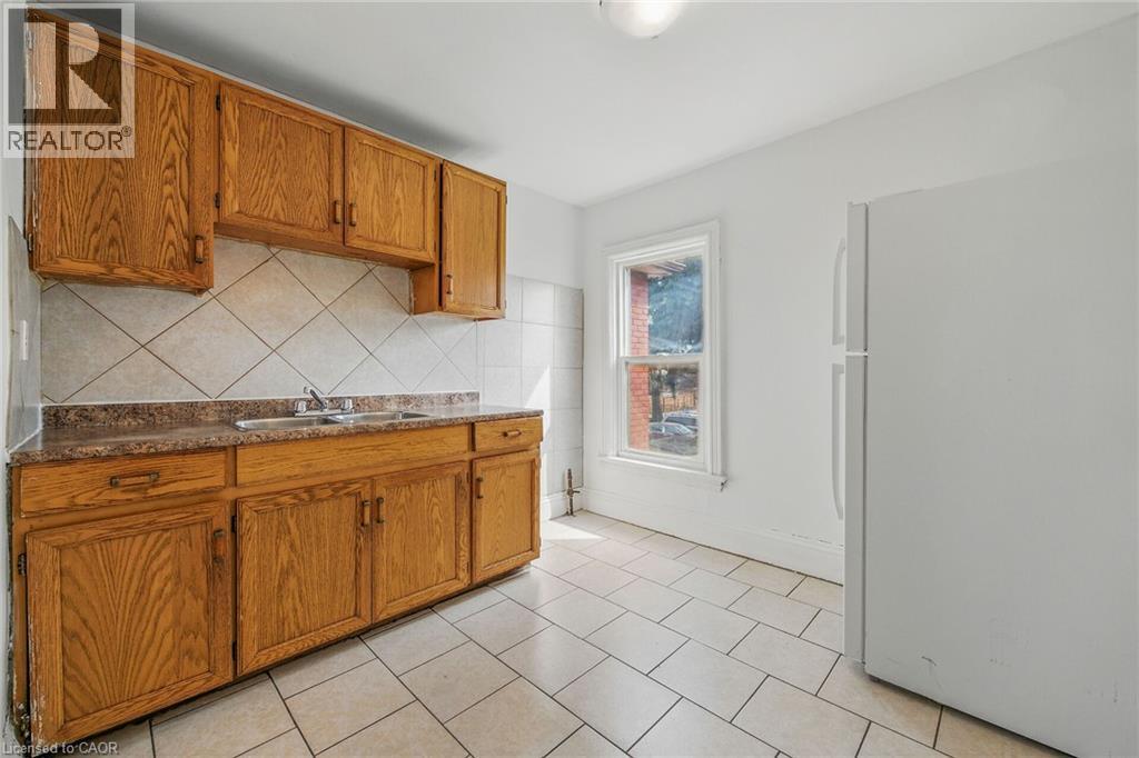 694 Wilson Street, Hamilton, Ontario  L8L 1V6 - Photo 16 - 40717367