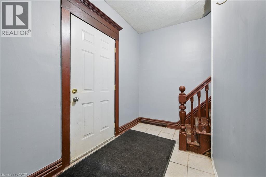 694 Wilson Street, Hamilton, Ontario  L8L 1V6 - Photo 14 - 40717367