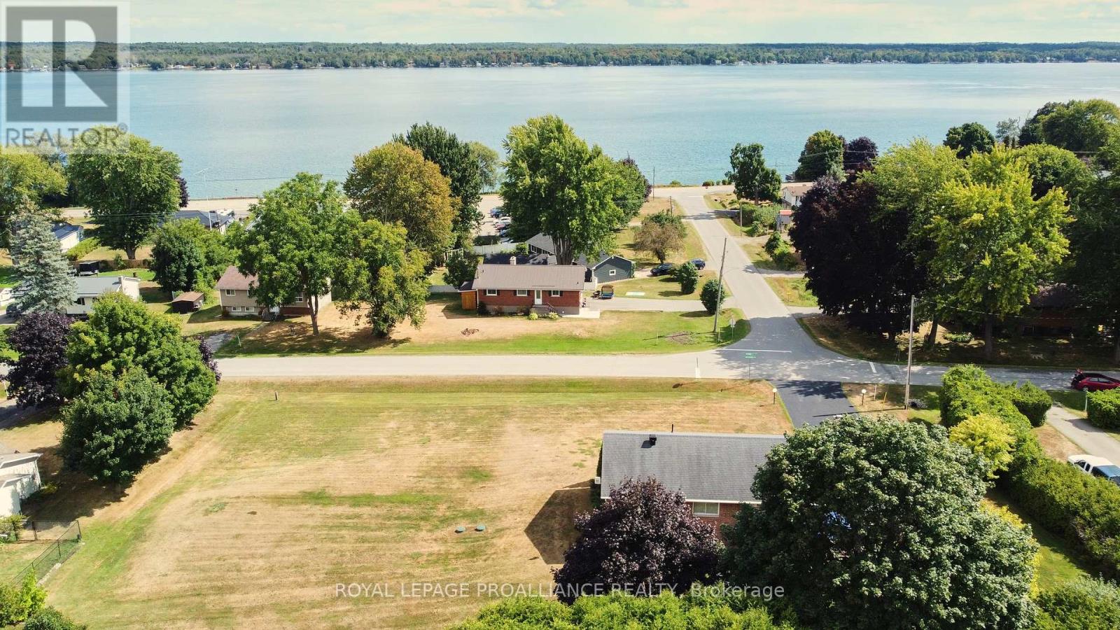 24 Bernard Crescent, Augusta, Ontario  K0E 1P0 - Photo 44 - X12370266
