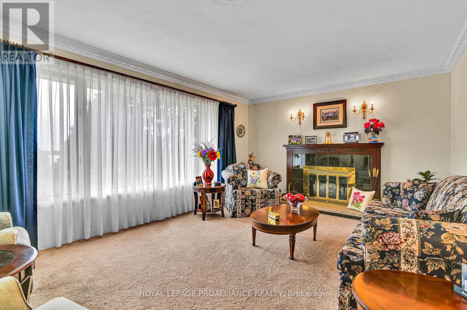 24 Bernard Crescent, Augusta, Ontario  K0E 1P0 - Photo 9 - X12370266