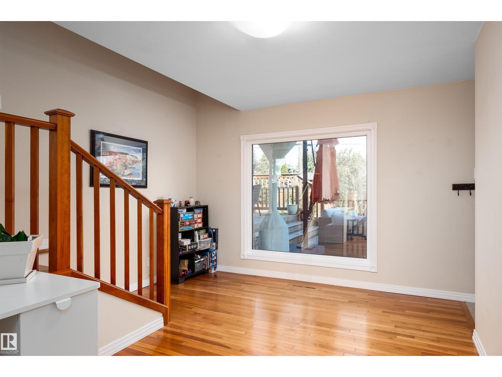 Property at 7708 106A AV NW image 4