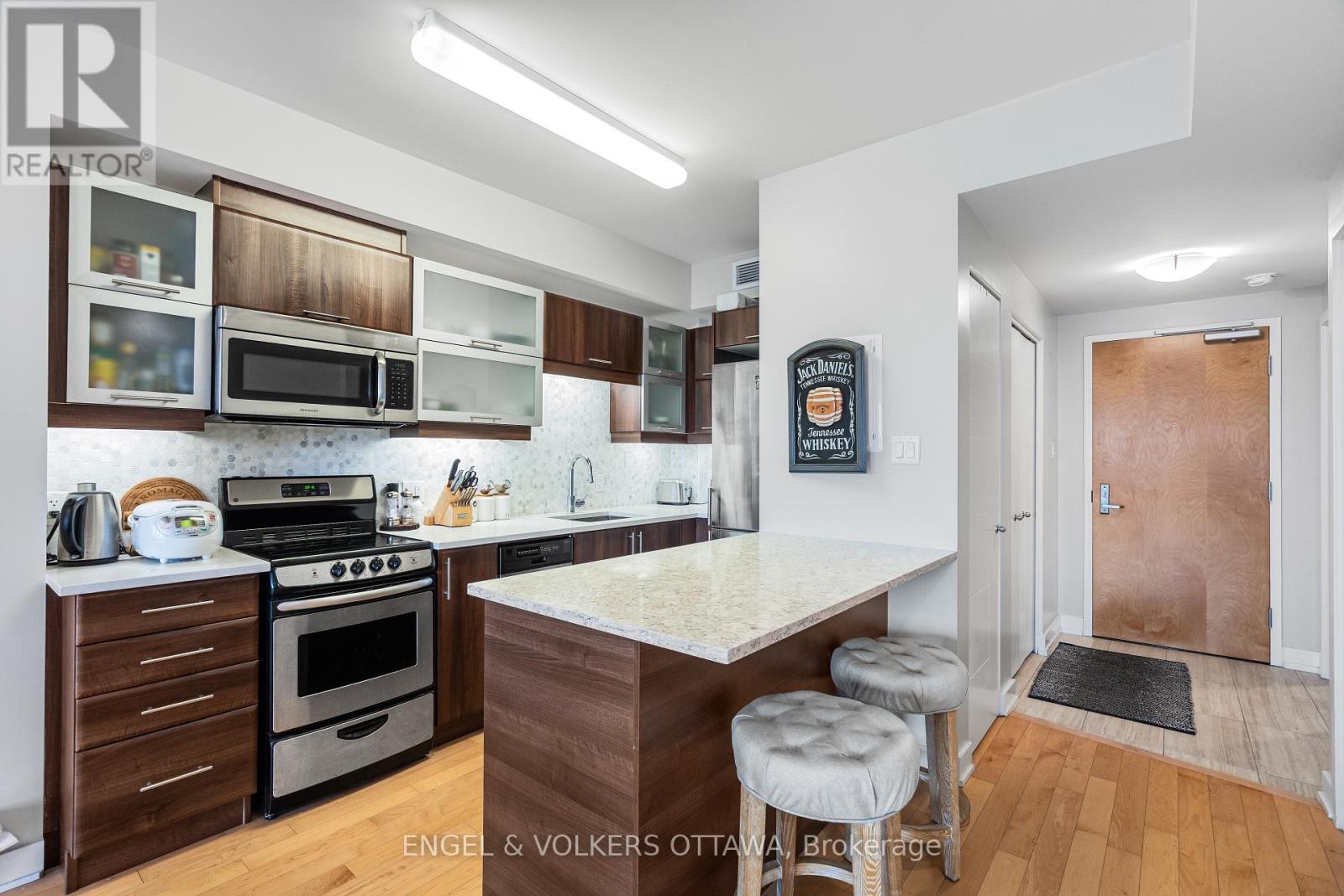907 - 40 Nepean Street, Ottawa, Ontario  K2P 0X5 - Photo 8 - X12370061