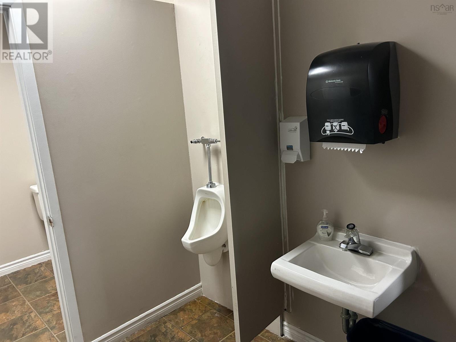 35 Webster Street, Kentville, Nova Scotia  B4N 1H4 - Photo 11 - 202519438