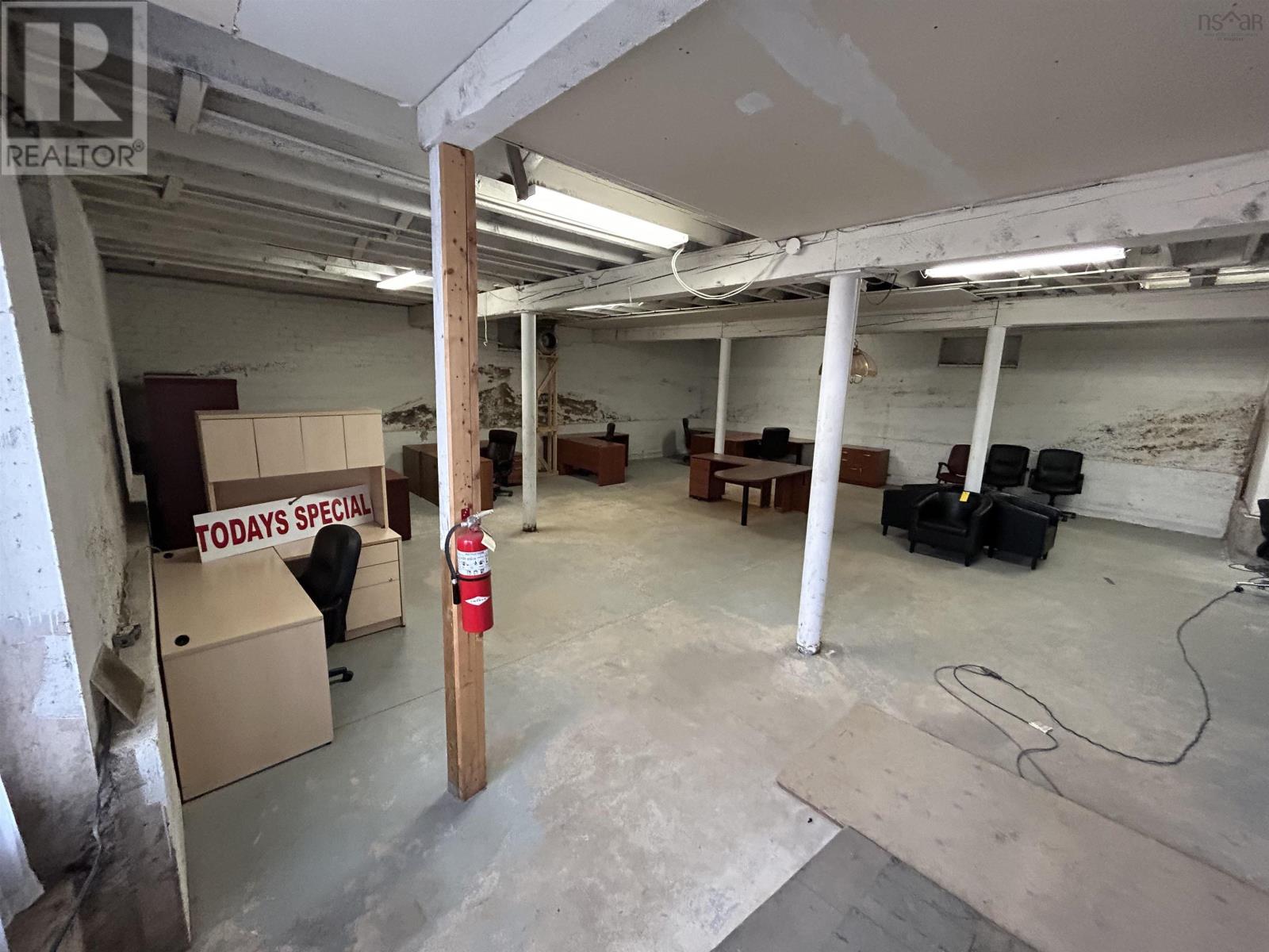 35 Webster Street, Kentville, Nova Scotia  B4N 1H4 - Photo 17 - 202519438